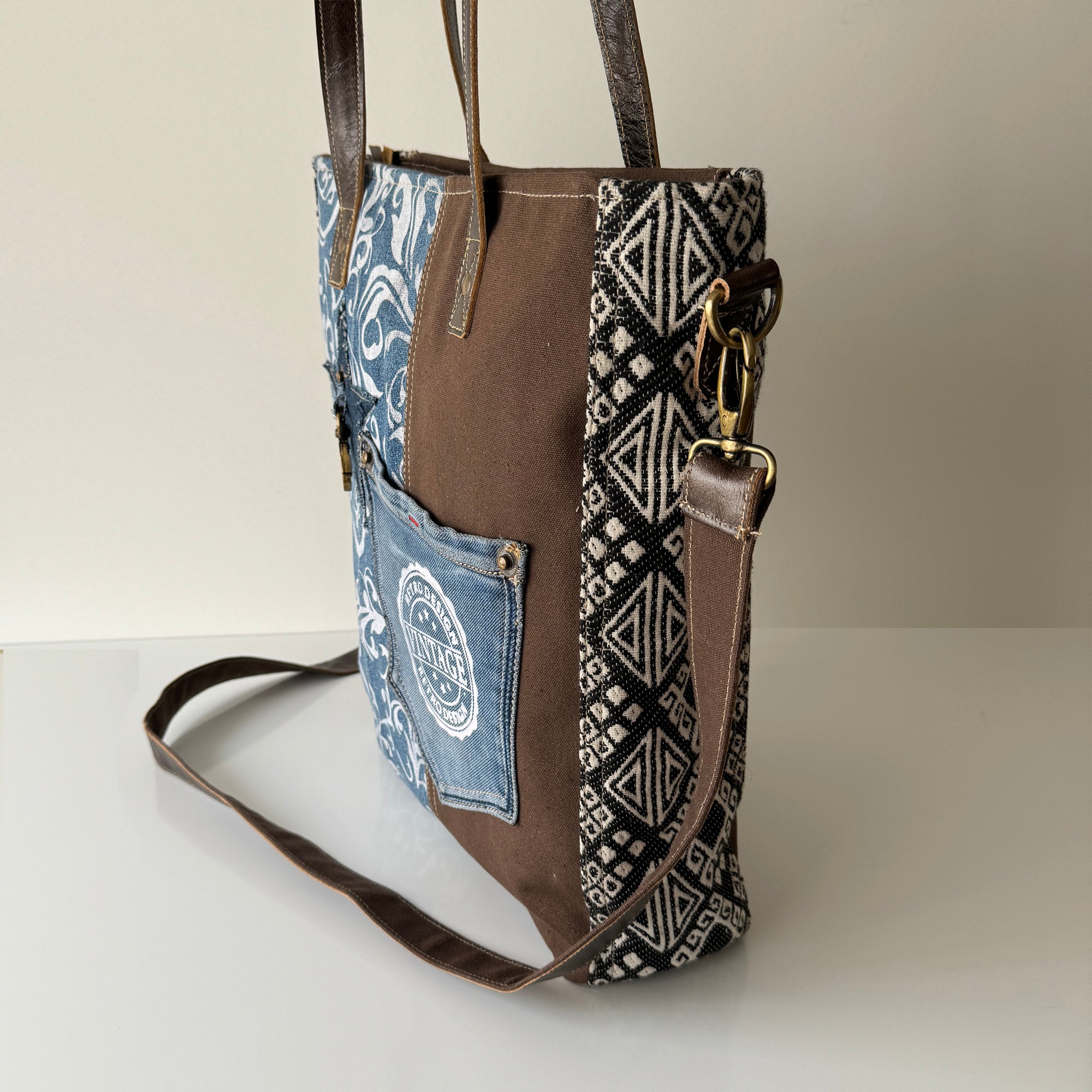 Elegant Floral Shoulder Tote Bag