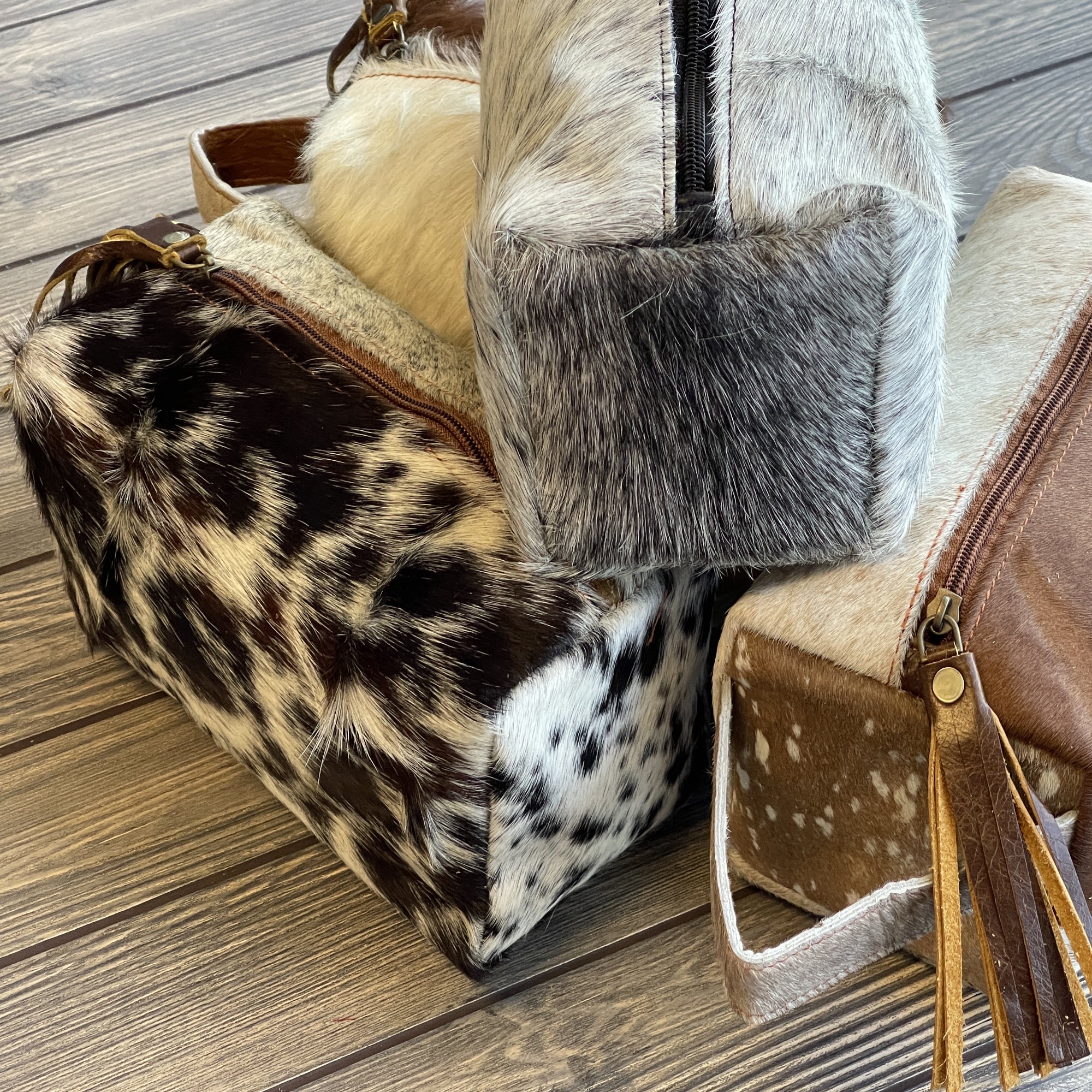 Cowhide Toiletry And Cosmetic Bag