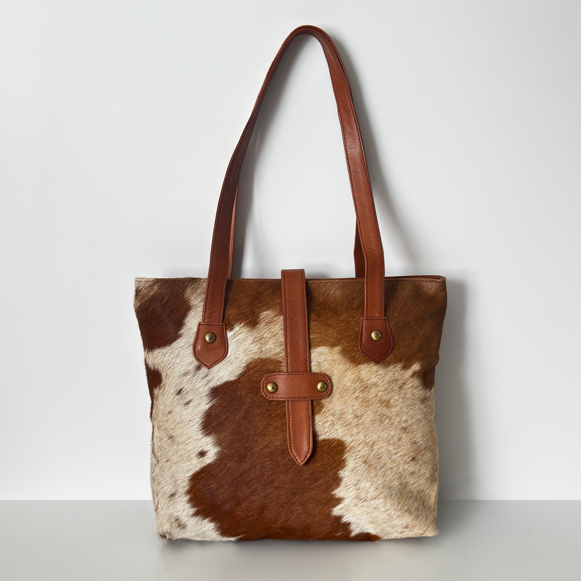 Lightweight Cowhide Shoulder Bag