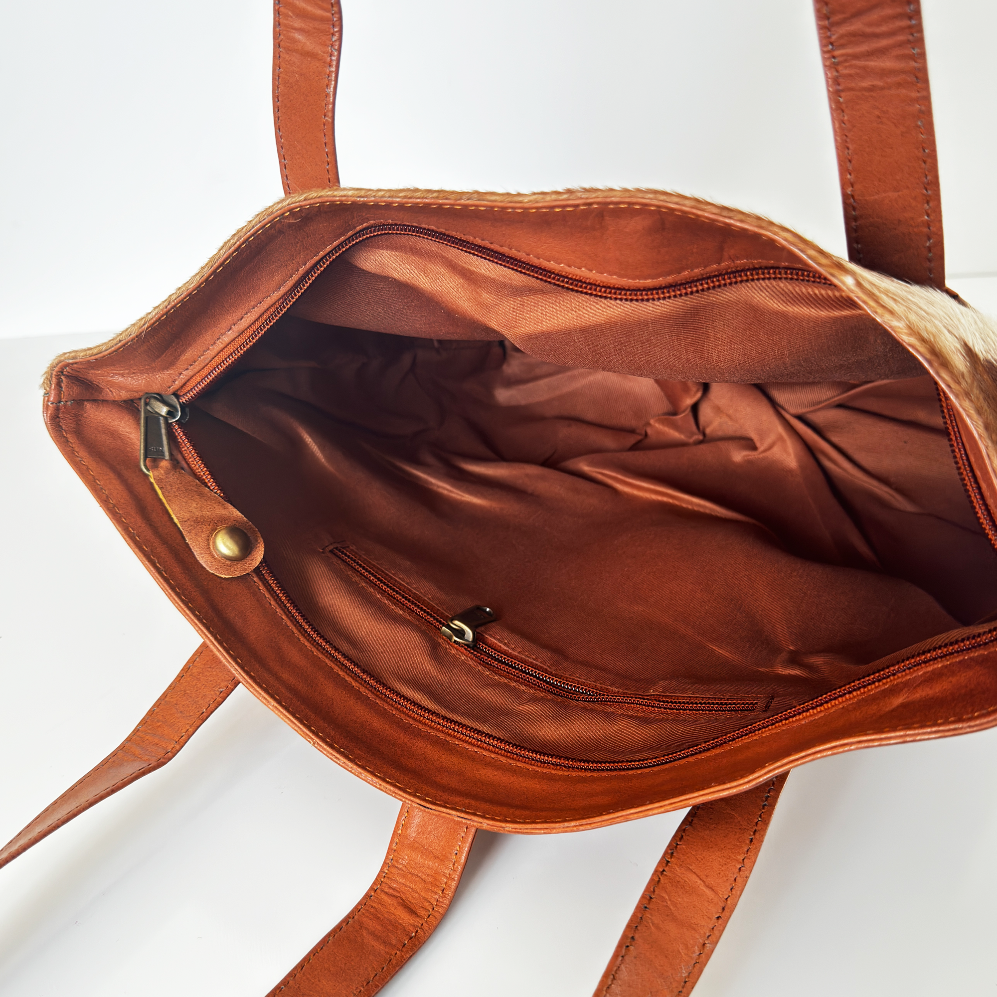 Lightweight Cowhide Shoulder Bag