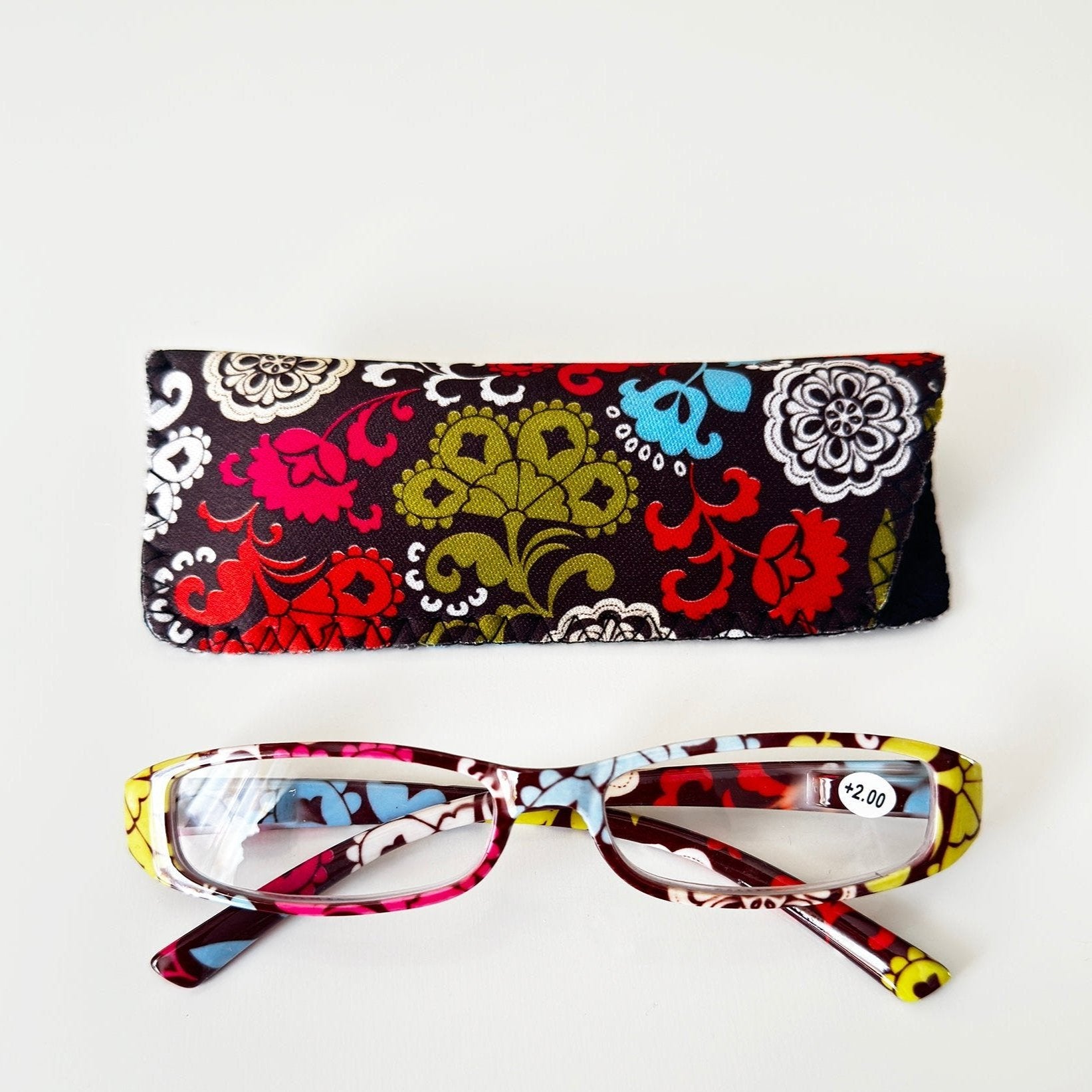 Artistic Protective Sleeve with Floral Reading Glasses