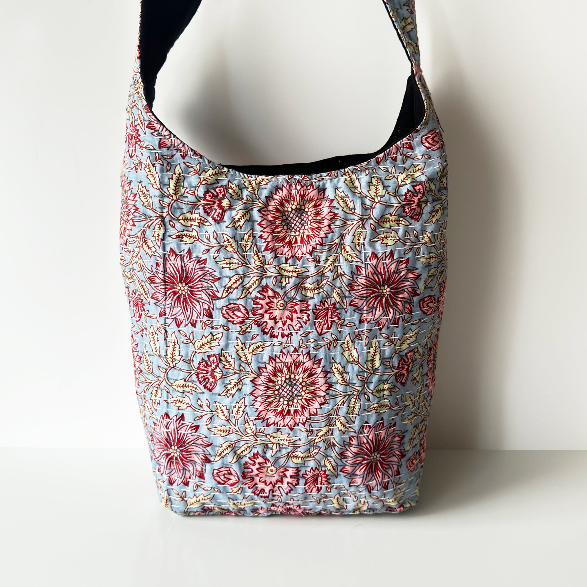 Wildflower Boho Shoulder Bag | TRAVELTELI