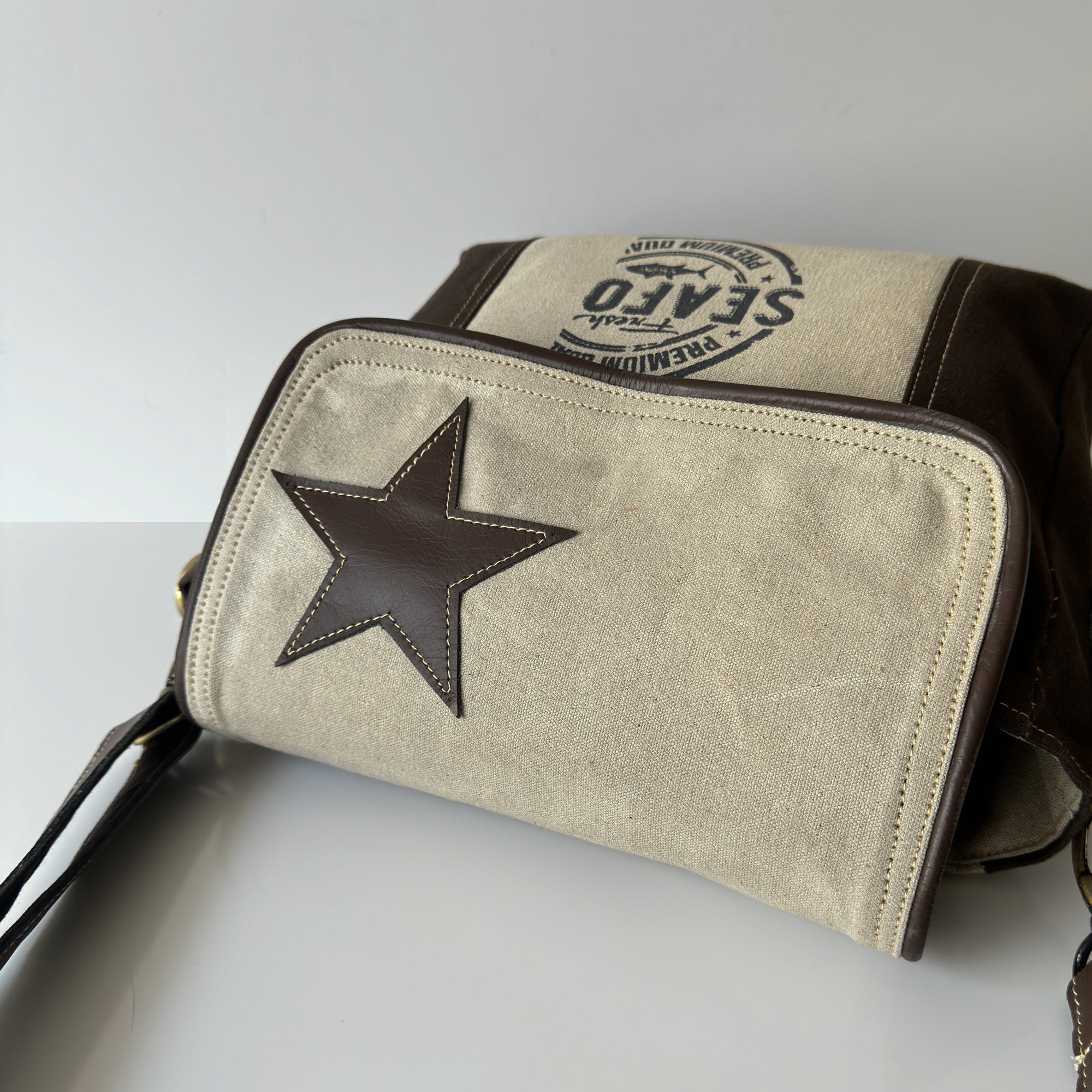 Sea Breeze Star Messenger Bag