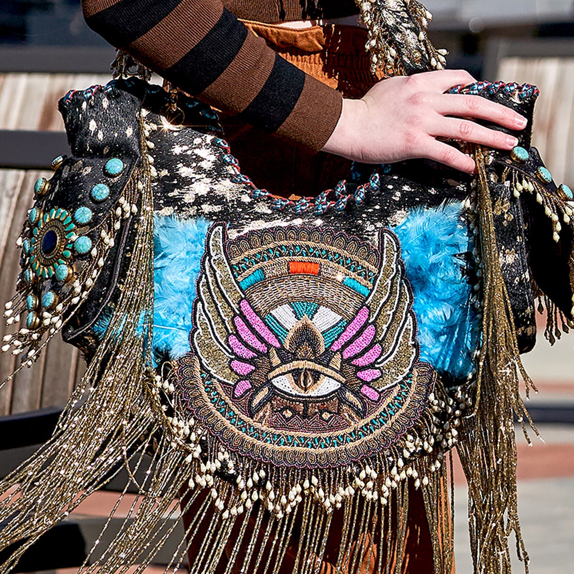 Unleash Artisan Flair with Shoulder Bag Featuring Unique Eye