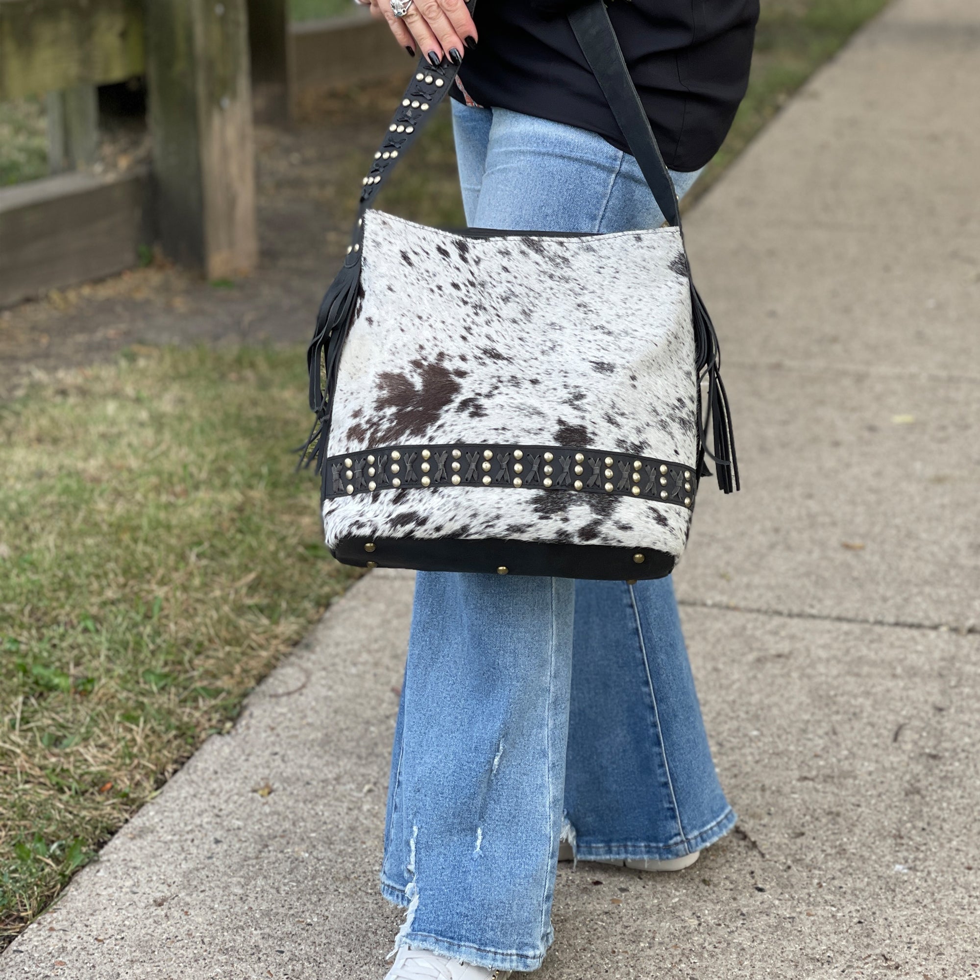 Shawnee Great Plains Shoulder Tote Black