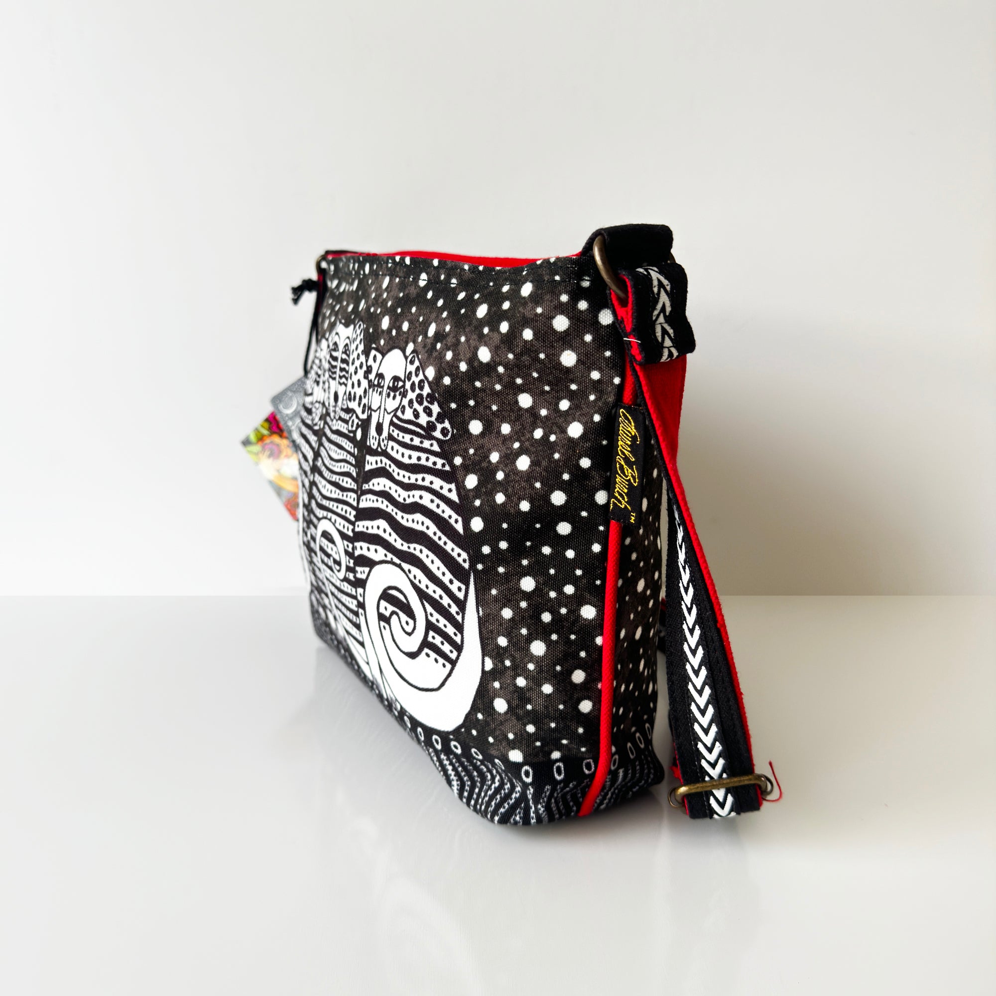 Artistic Dog Print Shoulder Bag