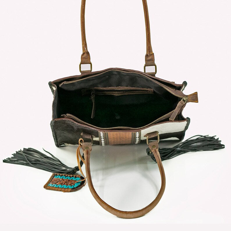 Western Elegance Cowhide Tote Bag