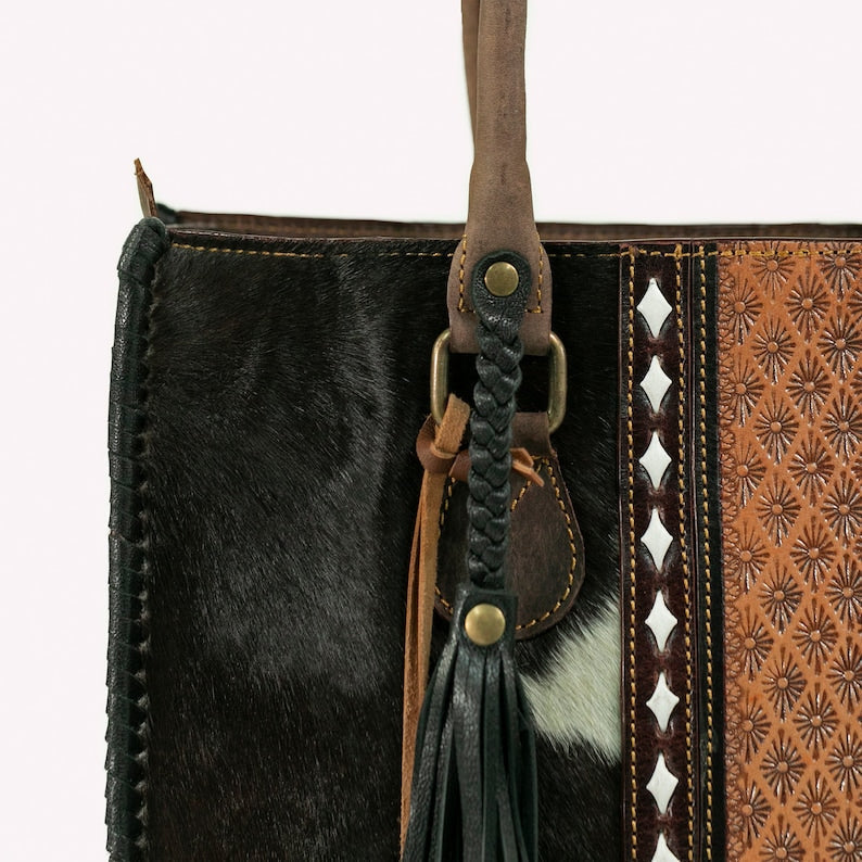 Western Elegance Cowhide Tote Bag