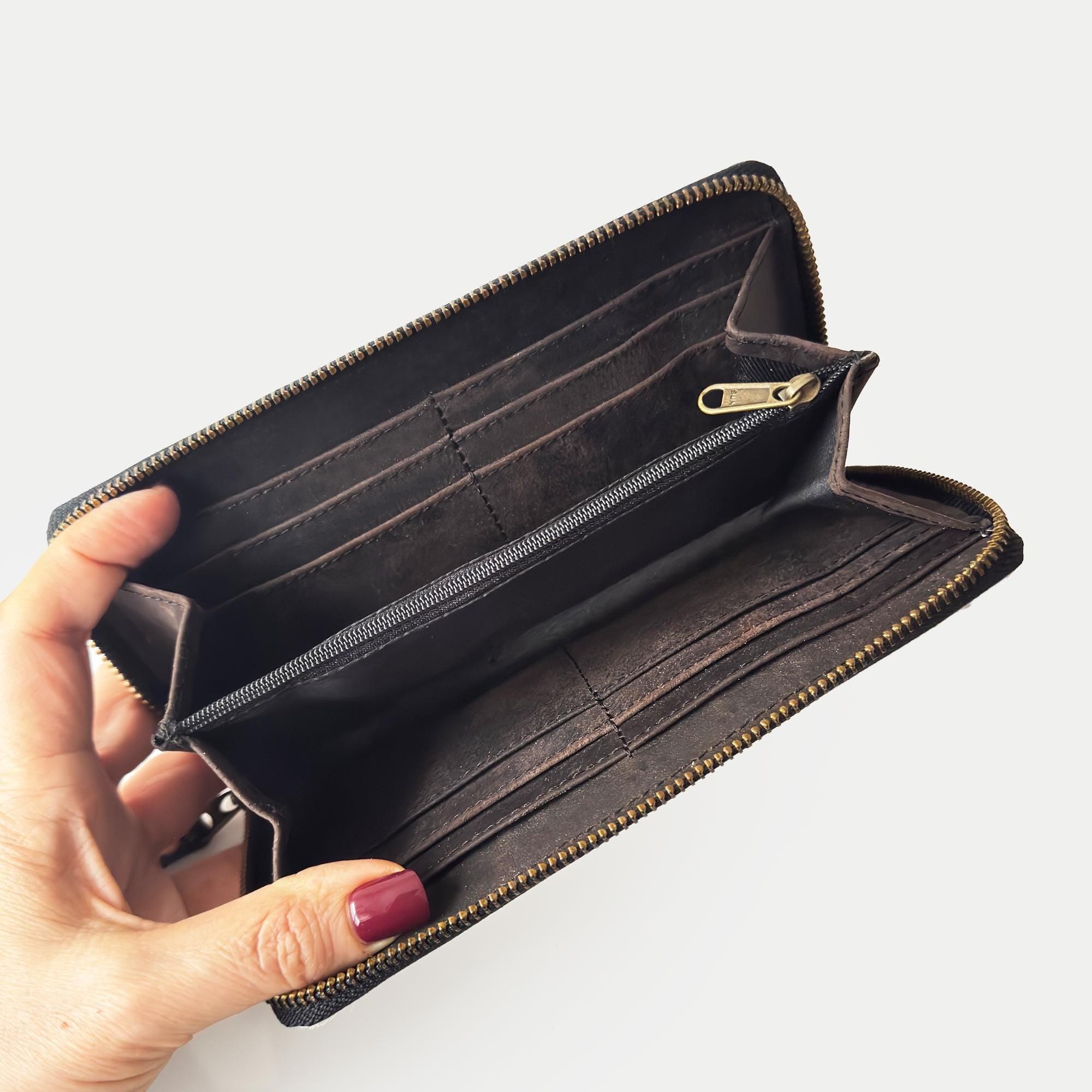 Cute Handcrafted Leather Cowhide Womens Wallet