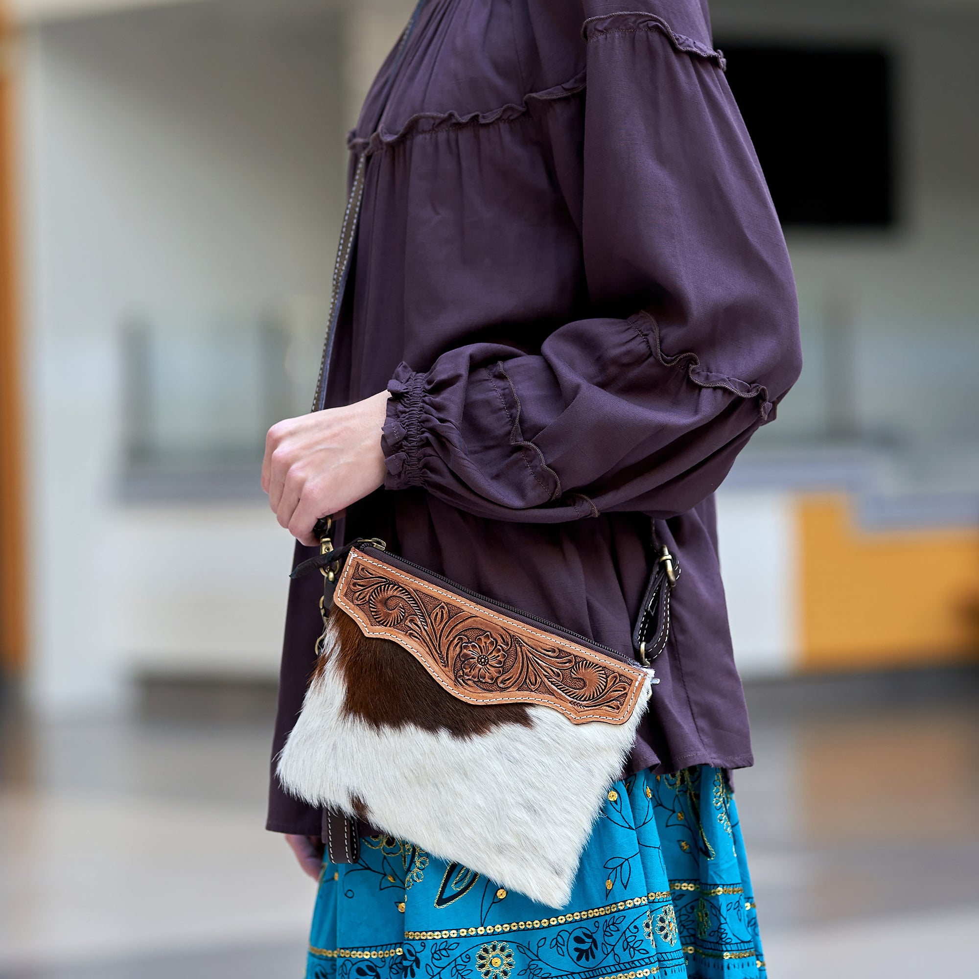Cowhide Wristlet Monogram Y' Custom Clutch Phone Purse Handbag Brown  Leather Western